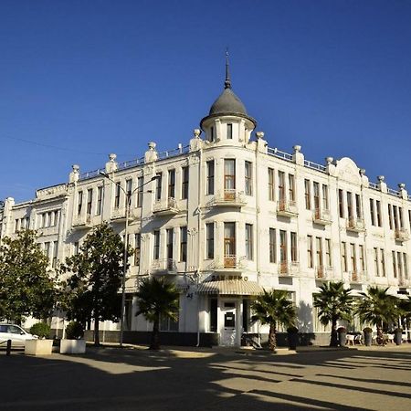 Ritsa Hotel Сухумі Екстер'єр фото