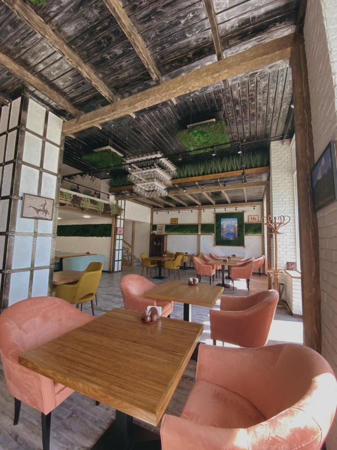Ritsa Hotel Сухумі Екстер'єр фото