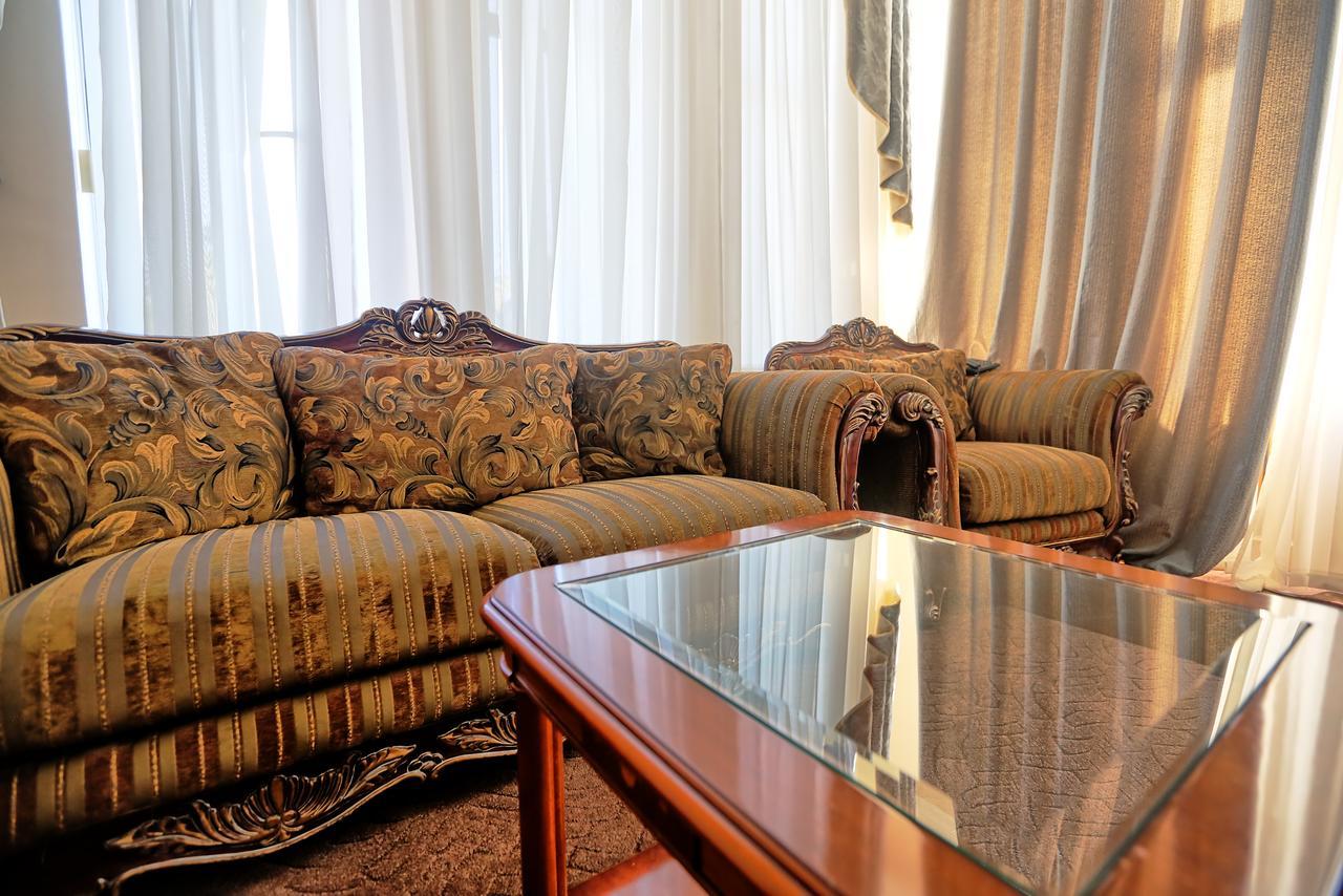 Ritsa Hotel Сухумі Екстер'єр фото