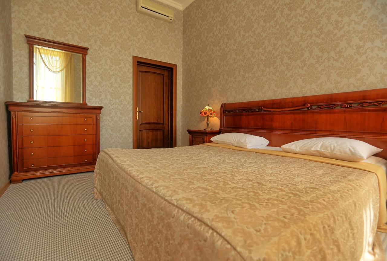 Ritsa Hotel Сухумі Екстер'єр фото