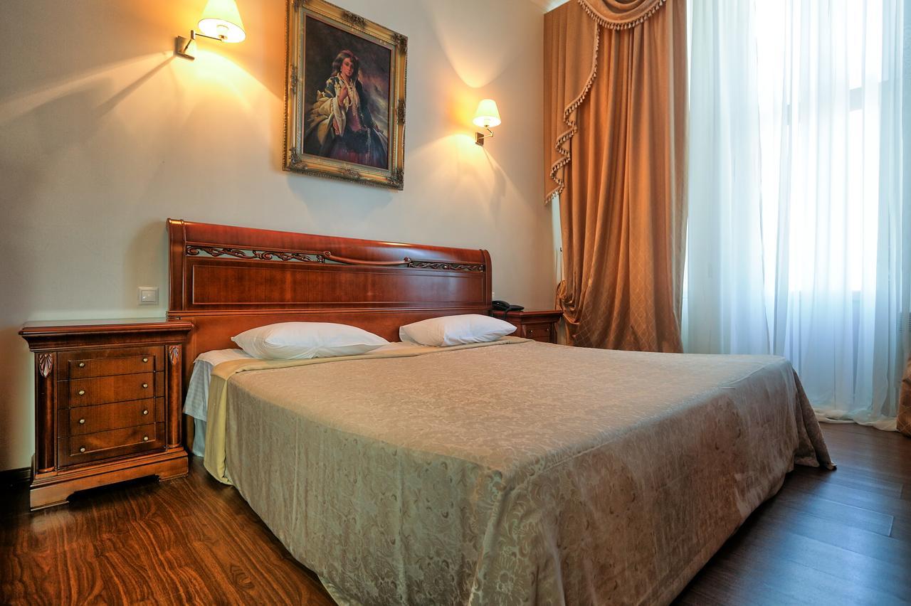 Ritsa Hotel Сухумі Екстер'єр фото