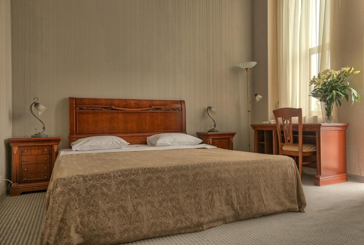 Ritsa Hotel Сухумі Екстер'єр фото